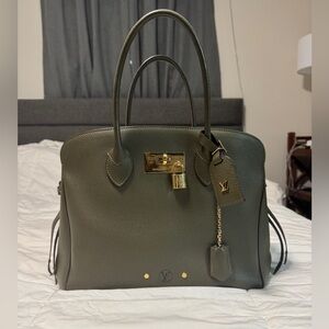 Louis Vuitton Milla MM